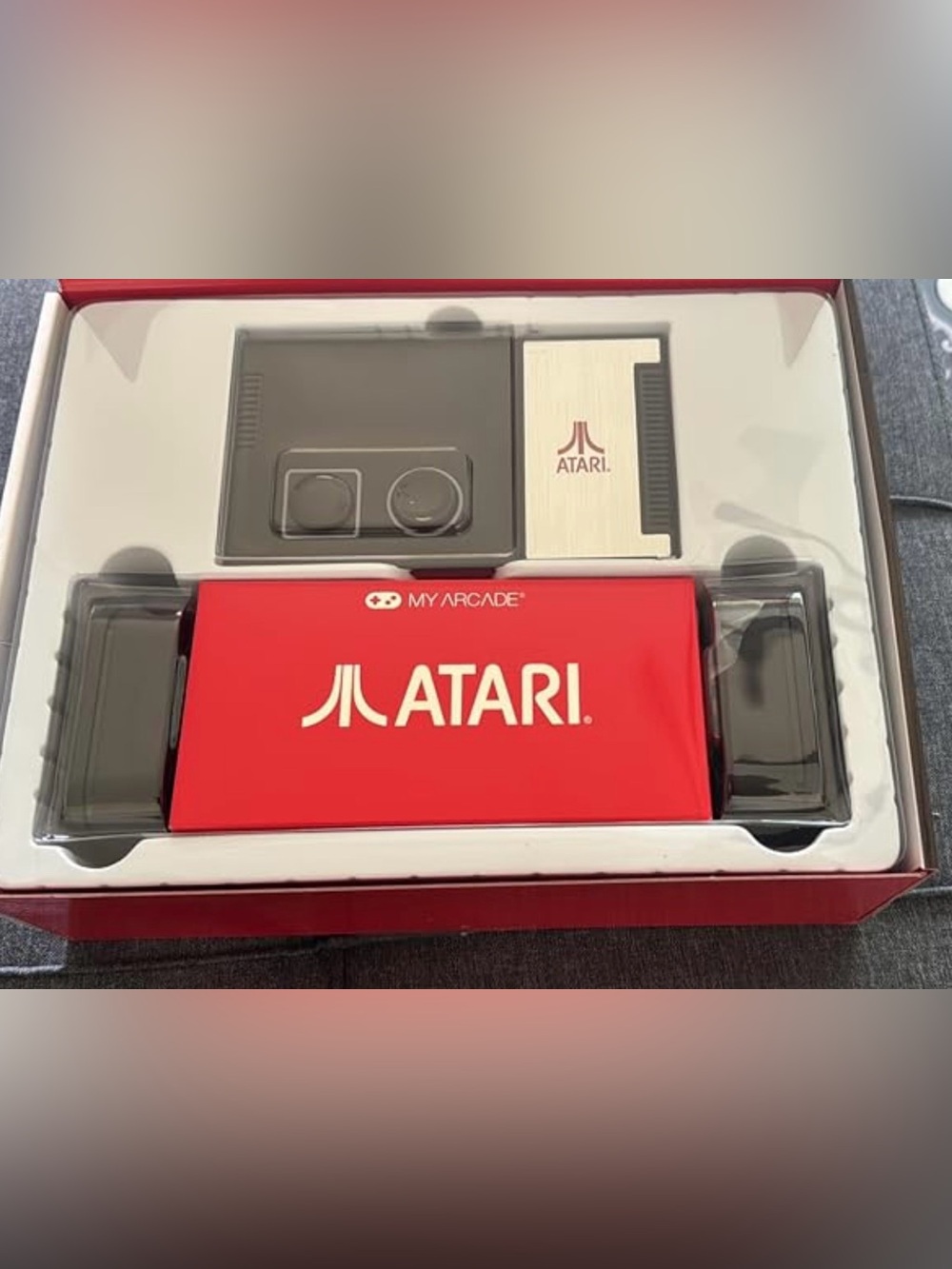 Atari console - Picture 9 of 9